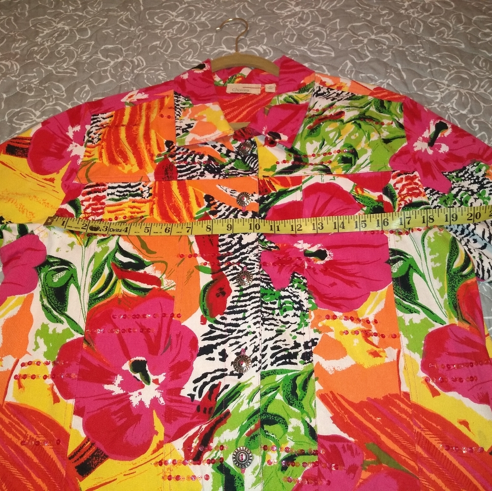 Jacket - Picture 11 of 11